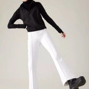 Athleta NWT glacier white bootcut pants